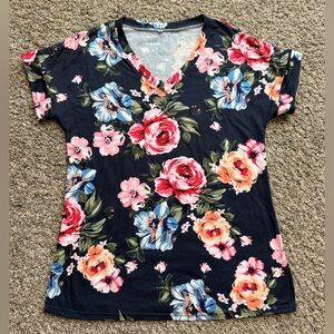 NWOT Women’s dark blue floral top